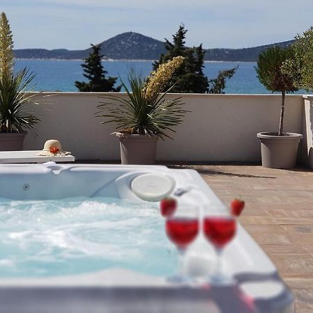 Apartments Luka Vodice Esterno foto