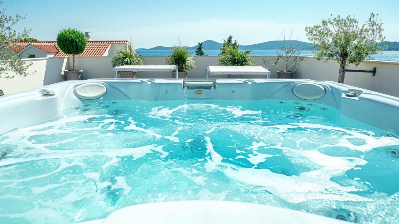 Apartments Luka Vodice Esterno foto