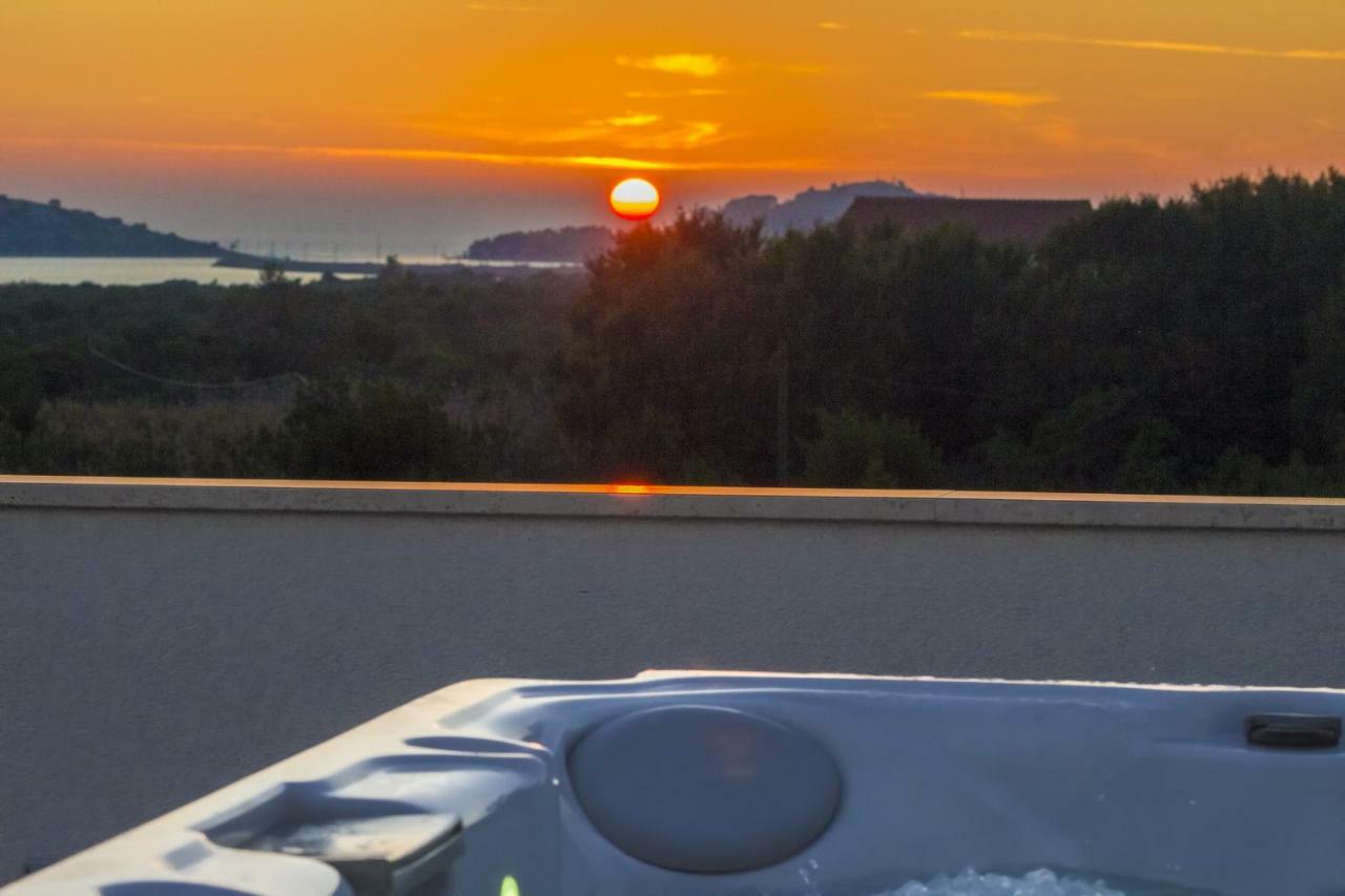 Apartments Luka Vodice Esterno foto